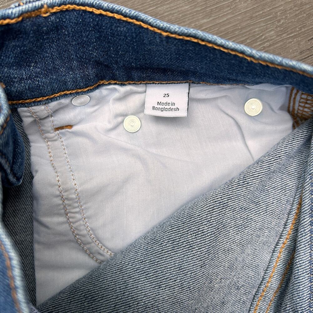 Calvin Klein Blue Denim High-Rise Mini Skirt Five Pocket Logo Patch Size 25/2 - Picture 6 of 6